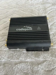 CradlePoint Ibr900-1200m Router 1 A - Afbeelding 1 van 11