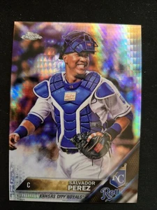 2016 Topps Chrome PRISM REFRACTOR 6 Salvador Perez, Kansas City Royals - Bild 1 von 2