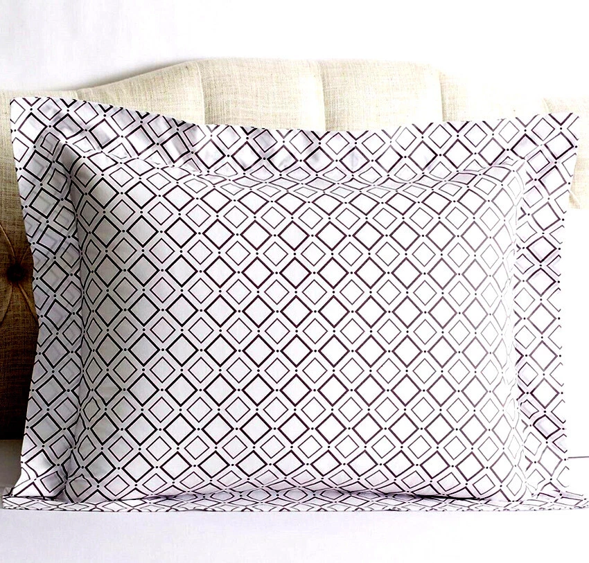 Sferra Deagan 2 Standard Shams White Aubergine Purple Egyptian Percale