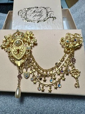 Винтажная снятая с производства двойная булавка Kirks Folly, украшенная жемчугом и кристаллами - Изображение 1 из 4