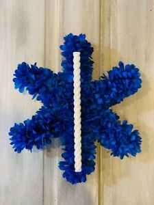 12.5" White wood wreath & blue chrysanthemums - Help Medical Heroes!