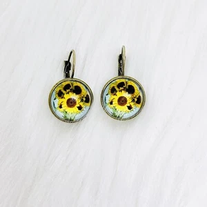 Vintage Feel Sunflower Print Earrings - Picture 1 of 5
