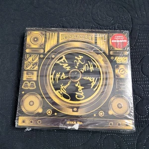 YUQI - G I-DLE - 1st MINI Album Star Ver, Exclusive CD - Sealed Open Shrink Wrap - Picture 1 of 3