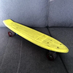 Skateboard True Glide 1970s Yellow Made In USA Retro/ vintage - Picture 1 of 16