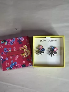 New Original BETSEY JOHNSON Dragonfly Earrings Rhinestones Stud Sparkly Insect - Picture 1 of 8