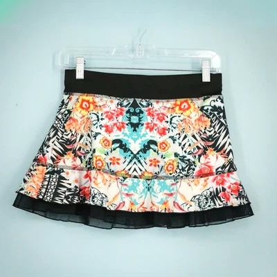 Sofibella Talla XS Victoria Colores UV Estampado Abstracto Founce 13 Pulgadas Pull On Skort Foto 1 de 4
