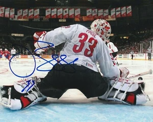 JUSTIN POGGE SIGNED TEAM CANADA 8x10 PHOTO - Picture 1 of 1