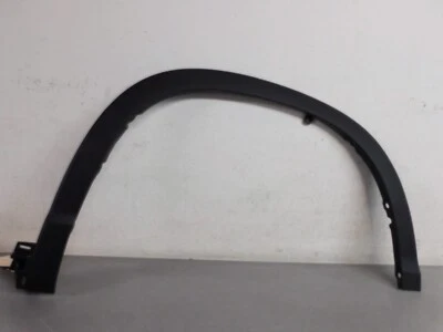 2014 2018 TOYOTA HIGHLANDER RIGHT SIDE FRONT FENDER FLARE - Image 1 of 4