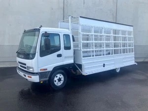 2002 ISUZU FRR500 SITEC175 4x2 GLASS TRUCK - Picture 1 of 9