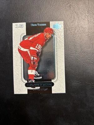 B97b 1999/2000 Upper Deck Ovation #24, Steve, Yzerman Detroit, Red Wings - Image 1 of 2