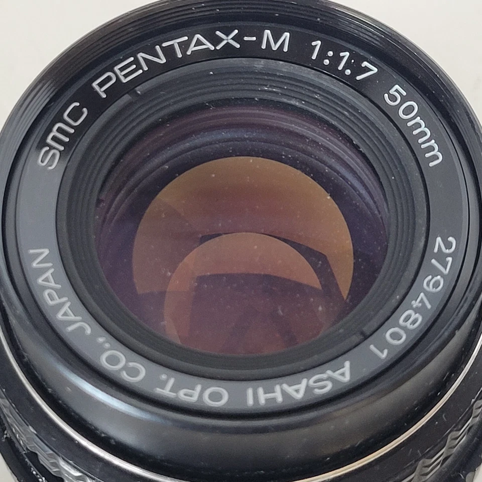 Asahi Pentax M SMC 50mm f/1.7 Standard K Mount Lens Japan Vintage w/ Filter - Image 1 of 4
