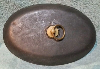 Ancienne Bouillotte Ovale en zinc Couleur Noir Bouchon En Laiton LG 30cm Lg 20cm - Photo 1/4