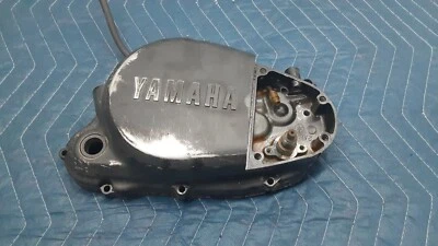 Cubierta de embrague Yamaha DT175E 1978. Foto 1 de 4