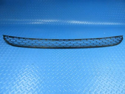 Центральная решетка переднего бампера Maserati Quattroporte #9099 - Изображение 1 из 4