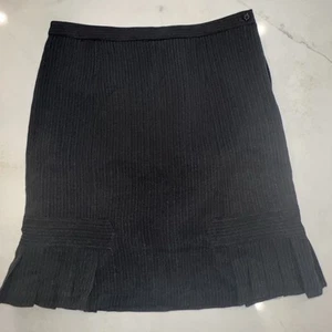 Max Studio Gray Pinstripe Skirt Size 6 Pleated Hem Side Zip - Picture 1 of 13