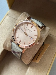 Nuevo Burberry BU9040 The City tono oro rosa 38 mm para mujer - Imagen 1 de 8