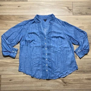 Torrid Womens Chambray Button Up Shirt Lace Detail Size 2 Medium Wash Blue - Picture 1 of 9