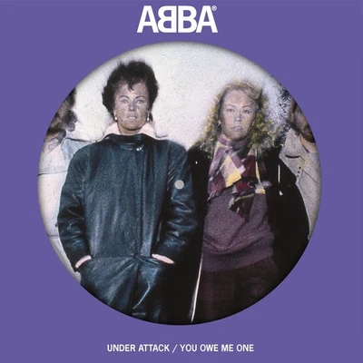 ABBA Under Attack/You Owe Me One (Vinyl) Deluxe  7" Single - Bild 1 von 3