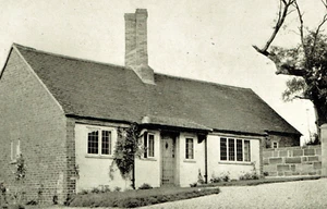 Little Saredon Farm Cottage convertida de Farm Shed 1943 foto artículo N140 - Imagen 1 de 2