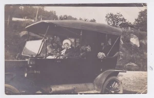 RPPC COCHE ANTIGUO MODELO T? NIÑA EN ASIENTO DEL CONDUCTOR CIRCA 1912 - Imagen 1 de 2