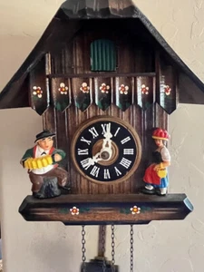 Vintage Swiss Cuckoo Clock - Picture 1 of 6