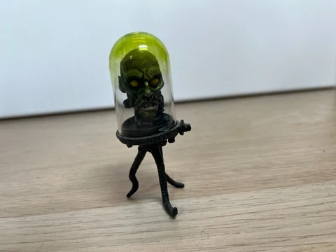 Mezco Hellboy herman von klempt figure from number 10, RARE!! no kriegaffe Cover