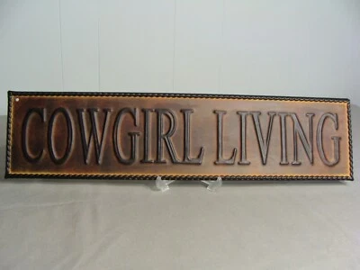 Letrero de metal rústico "Cowgirl Living" 20" X 5" Foto 1 de 4