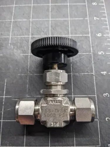 swagelok needle valve - Image 1 of 1