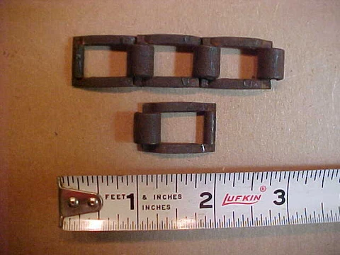 Standard Seeder Square Link Farm Chain Segments, 4 Links, Vintage Garden Cover