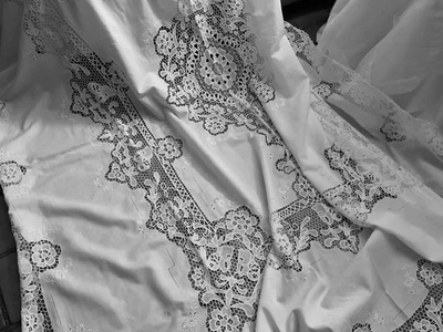 Linge Ancien NAPPE De Mariage Brodée Et Dentelle Point Irlandais À L’aiguille - Photo 1/4