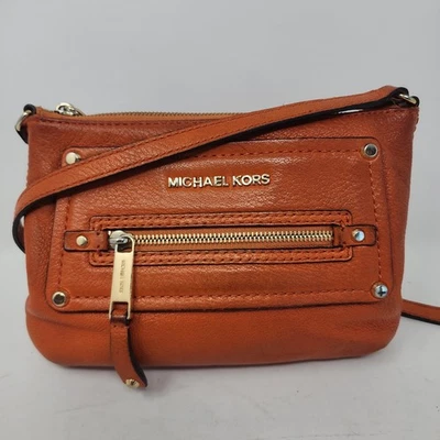 Bolso Bandolera Michael Kors Gilmore Cuero Guijarro Suave Calabaza Especia Naranja Foto 1 de 4
