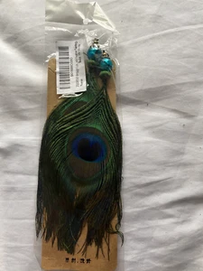 GENUINE PEACOCK FEATHER EARRING PAIR  Dangle Jewelry Green,Natural Light Weight - Picture 1 of 1
