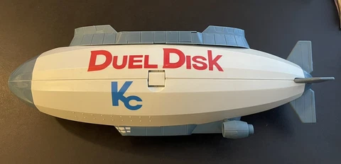 YU-GI-OH YUGIOH DUEL DISK KC BLIMP 15" TOY STORAGE CASE KAZUKI TAKAHASHI 1996 Cover