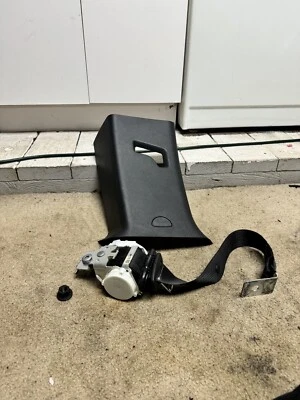 2008-2012 Jeep Liberty Left Rear Right Seat Belt Black ( Tested Working!! ) - Image 1 of 4