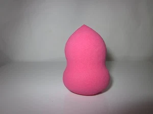 Beauty Blending Sponge Makeup Oblong Pink Sponge perfect for Airbrushing - Picture 1 of 3