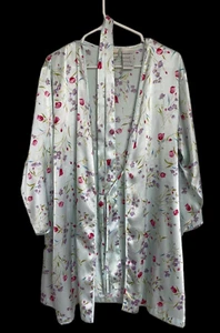 Jaclyn Smith Floral Robe Women's Size M Long Sleeve Tie - Picture 1 of 9