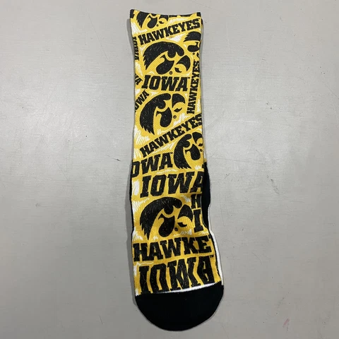 NEW University Of Iowa Hawkeyes Yellow Black Logo Sketch Socks Sz: L/XL Cover