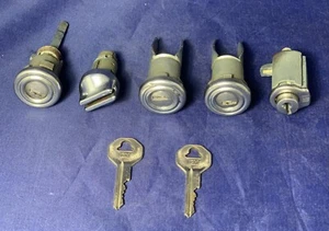 1955 1956 1957 Chevy GM Lock Set Complete OEM - Picture 1 of 9