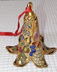 Vintage Cloisonné Emaille Trompete Glocke Messing Ornament Weihnachten Obst Floral 3 Zoll - Bild 1 von 7
