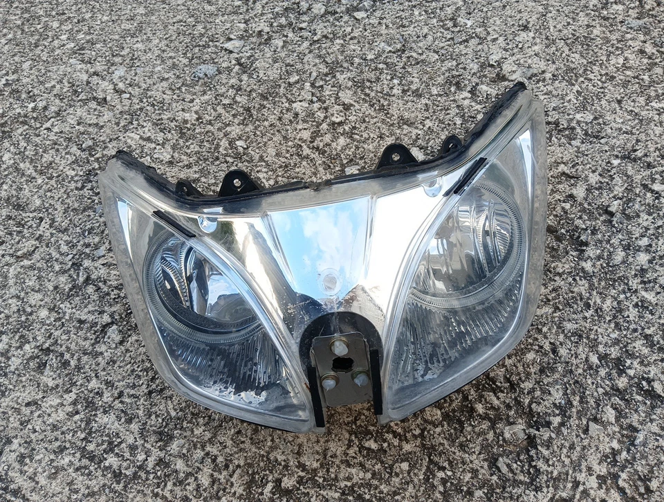 FARO FANALE ANTERIORE APRILIA ATLANTIC SPRINT 500 ULTIMO PEZZO (ARI) - Immagine 1 di 4