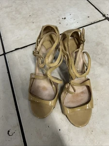 JIMMY CHOO BEIGE Cutout Patent Leather Peep Toe Courts High Heels UK  36 US 6 - Picture 1 of 5