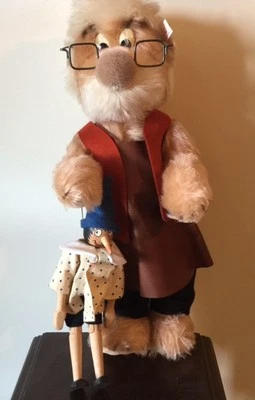 STEIFF "GEPPETTO BEAR AND PINOCCHIO" MOHAIR BEAR WITH WOODEN PUPPET/DISNEY 1996