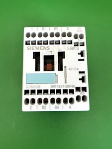 Siemens Sirius 3RT1517-2BF40 Contactor - New And Boxed - Picture 1 of 4