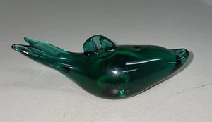 Vintage Emerald  Green Glass Humpback Whale Paperweight 4 inches - Picture 1 of 3