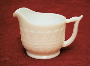 ¿Patrón de encaje y gota de rocío blanco Kemple Creamer vintage? - Imagen 1 de 6