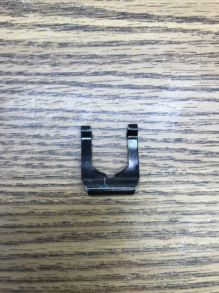 HONDA VFR800 INTERCEPTOR 2002-2009 LOCK KEY SPRING PART # 75581-GN8-920 - Image 1 of 4