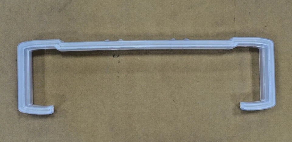 Whelen Freedom IV 38-046F227-00 Lens Divider with (2) 38-046F226-00 Seals - Image 1 of 1