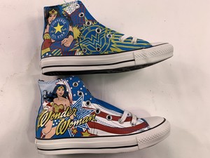wonder woman converse size 8