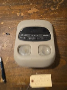 01-03 Dodge Durango Overhead Console Dome Light Taupe OEM 56049578AA - Bild 1 von 5