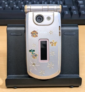 NTT docomo P700I Pink Mobile Japanese Flip phone Garakei Keitai Cell phone Rare - Picture 1 of 20